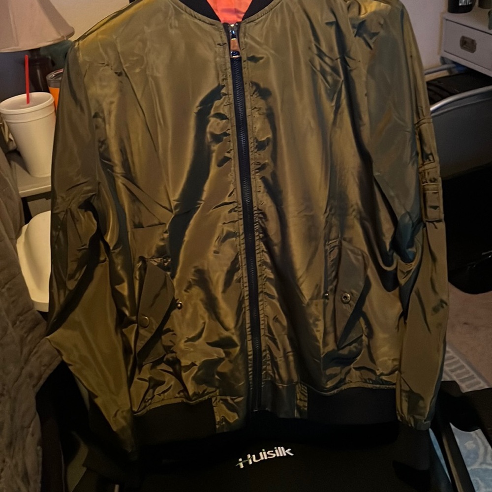 Windbreaker top